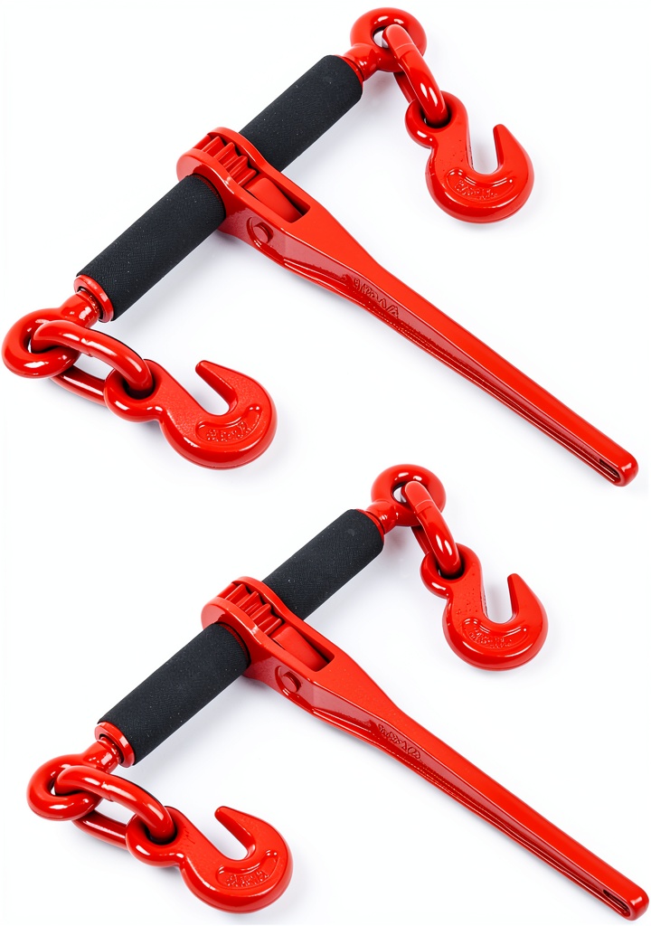 Lechengxin ratchet load binder in use on a flatbed trailer